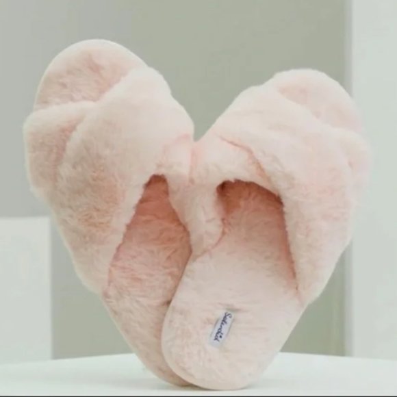 Splendid Pink House Shoes NWT - Picture 2 of 15